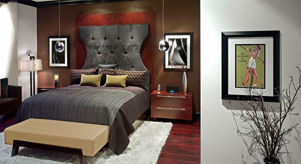 Room Room