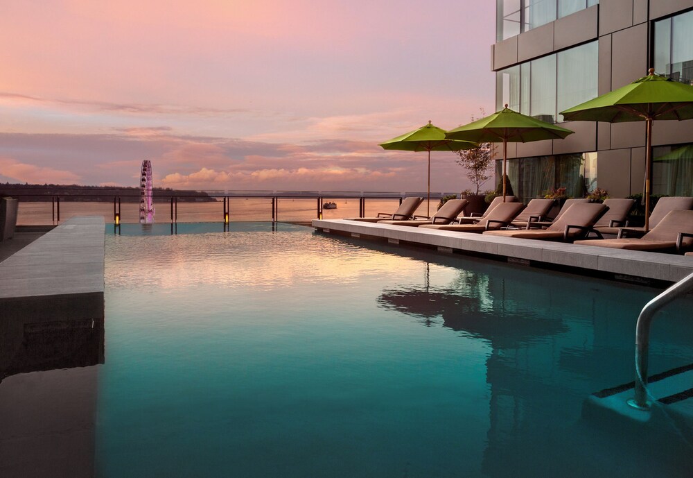 5 Star Hotels