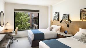Premium bedding, in-room safe, desk, laptop workspace