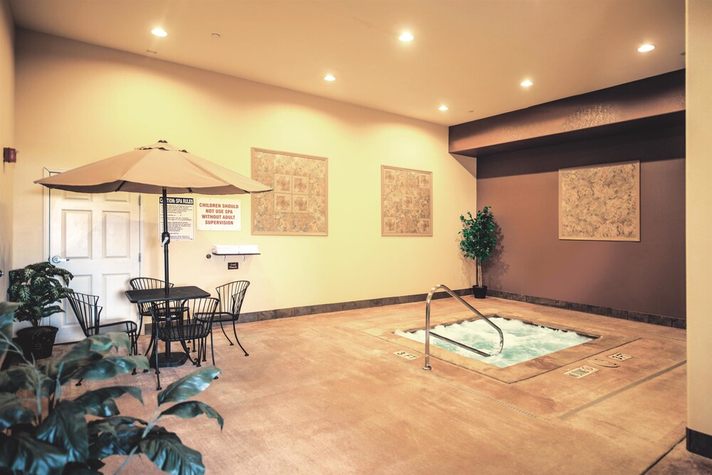 Marble Falls Hotel And Spa Marble Falls Hotel And Spa