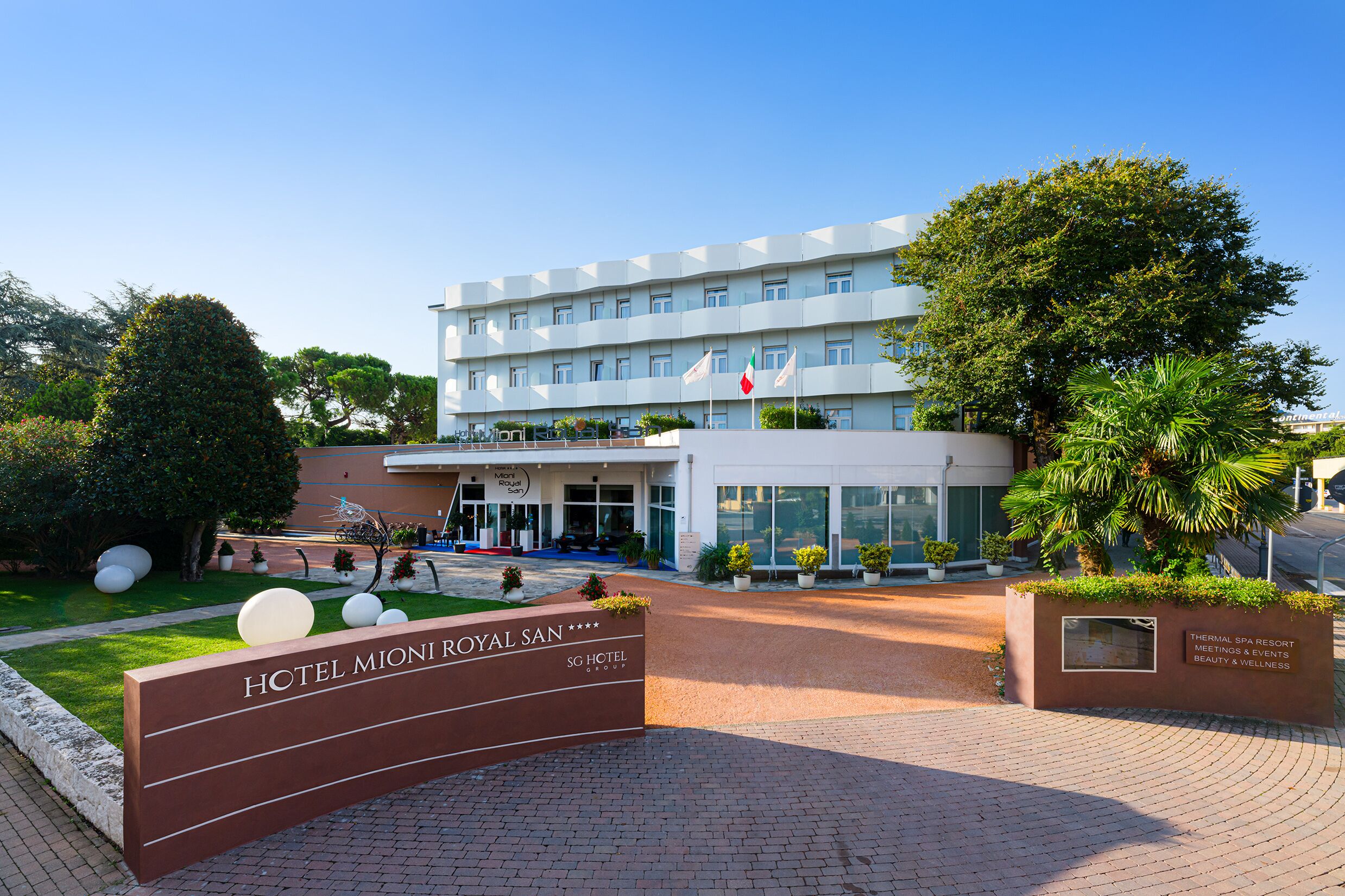 Hotel Mioni Royal San in Montegrotto Terme, Italy