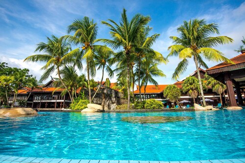 16 Johor Bahru Hotels With A Jacuzzi Or Hot Tub In Room - 