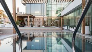 Indoor pool, outdoor pool