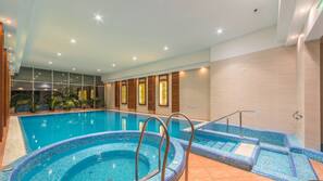 Piscine couverte