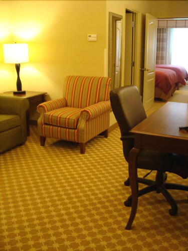 Country Inn & Suites by Radisson: 2018 Room Prices $98, Deals & Reviews