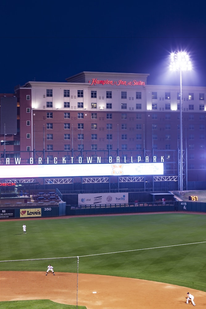 Hampton Inn & Suites Oklahoma CityBricktown, Oklahoma City 118 Room