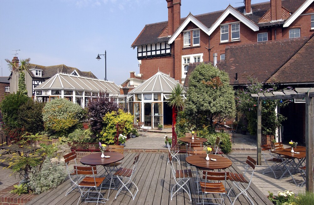 Grand Victorian Hotel Worthing Deals & Reviews (Worthing, GBR) Wotif