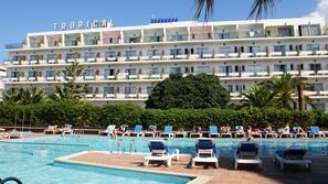 Outdoor pool, pool umbrellas, pool loungers
