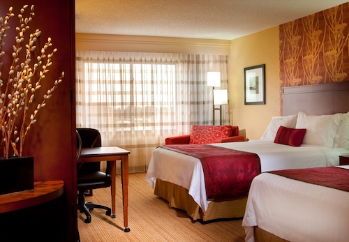 Check Expedia for Availability of Courtyard Marriott Denton