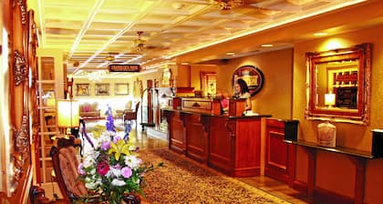 Fulton Steamboat Inn