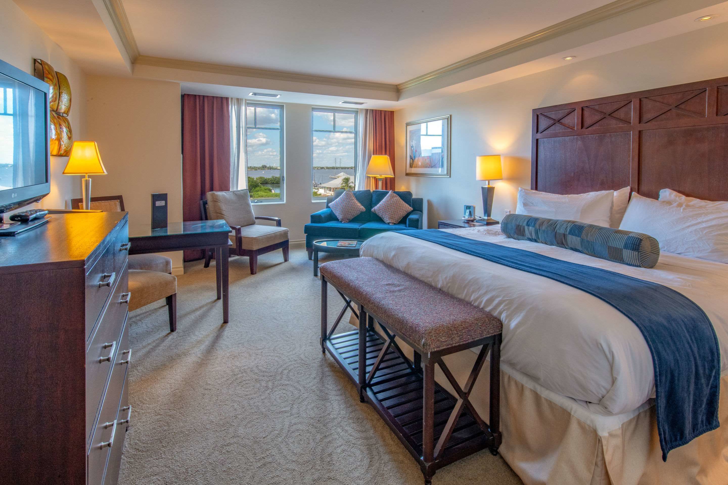 Wyvern Hotel Ascend Hotel Collection In Punta Gorda Fl Expedia