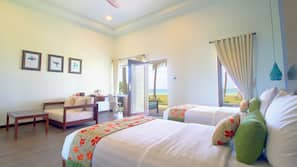 1 bedroom, premium bedding, in-room safe, desk