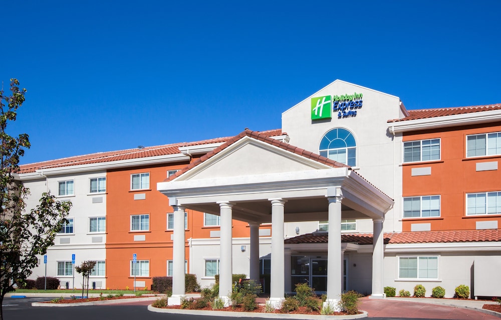 Primary image, Holiday Inn Express Hotel & Suites Oroville Lake, an IHG Hotel