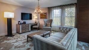 Premium bedding, pillowtop beds, in-room safe, desk