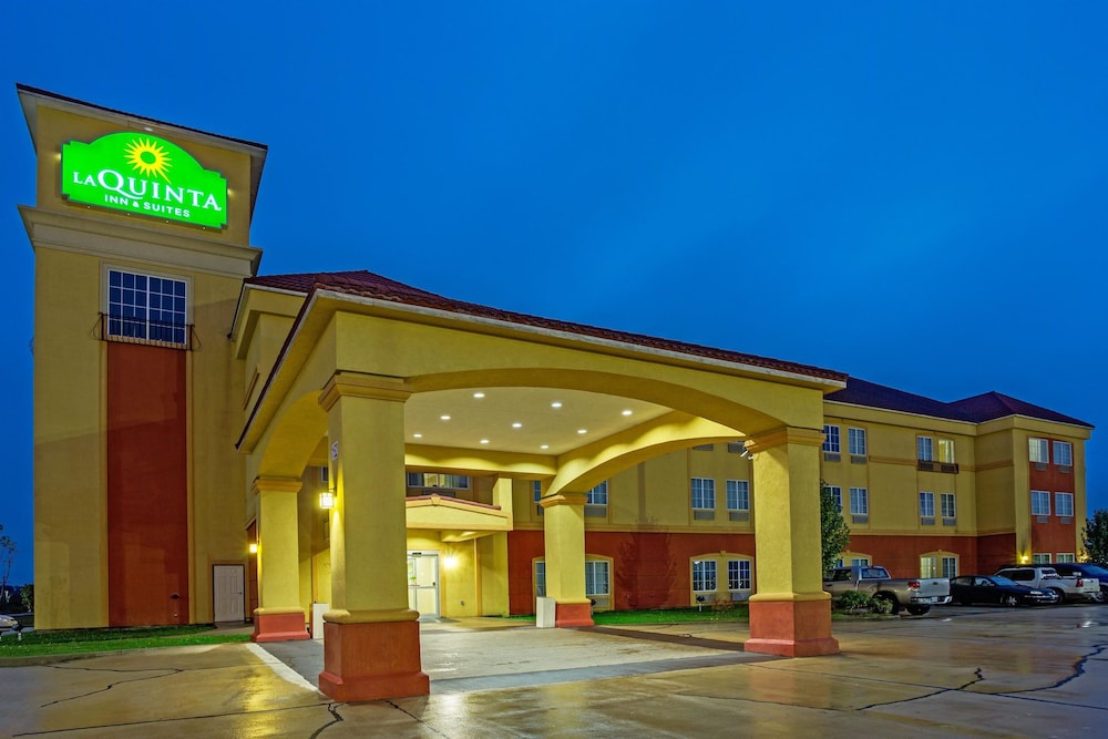 Canton casino hours