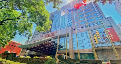 Crowne Plaza Beijing Zhongguancun, an IHG Hotel