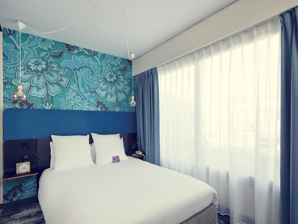 Hotel Rue Crozatier Paris Hotel Rue Crozatier Paris