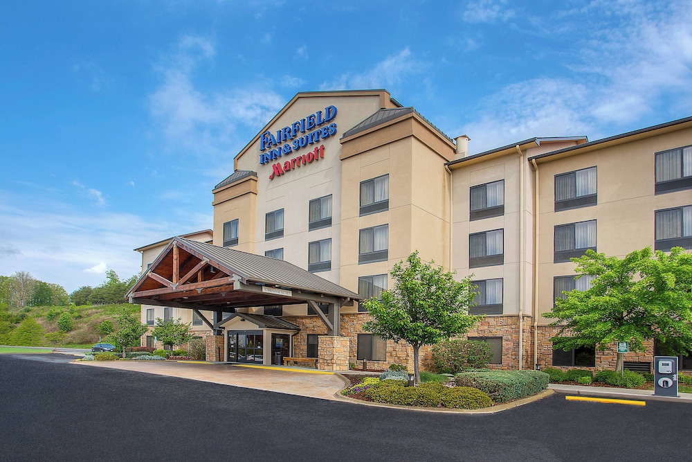 Fairfield Inn Suites By Marriott Sevierville Kodak In Kodak Hotel Rates Reviews On Orbitz