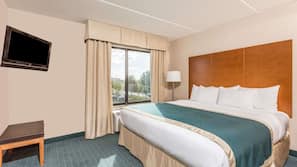 Pillowtop beds, in-room safe, desk, laptop workspace
