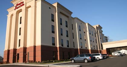 Hampton Inn & Suites-Knoxville/North I-75
