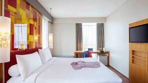 In-room safe, desk, iron/ironing board, free WiFi