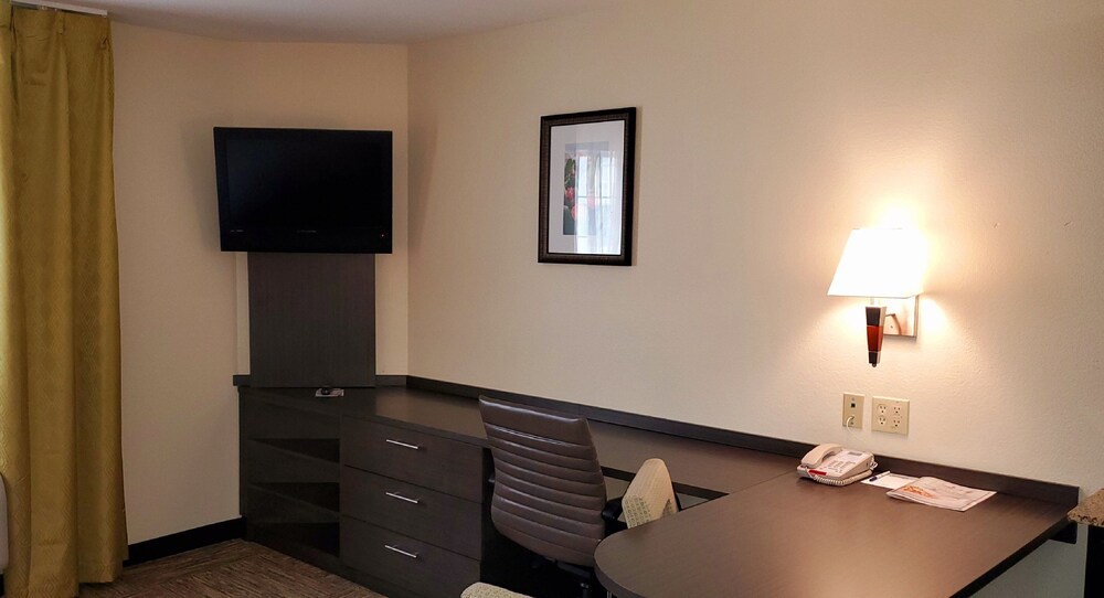 Candlewood Suites Houston Medical Center, an IHG Hotel