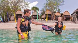 Beach nearby, beach bar, surfing, kayaking