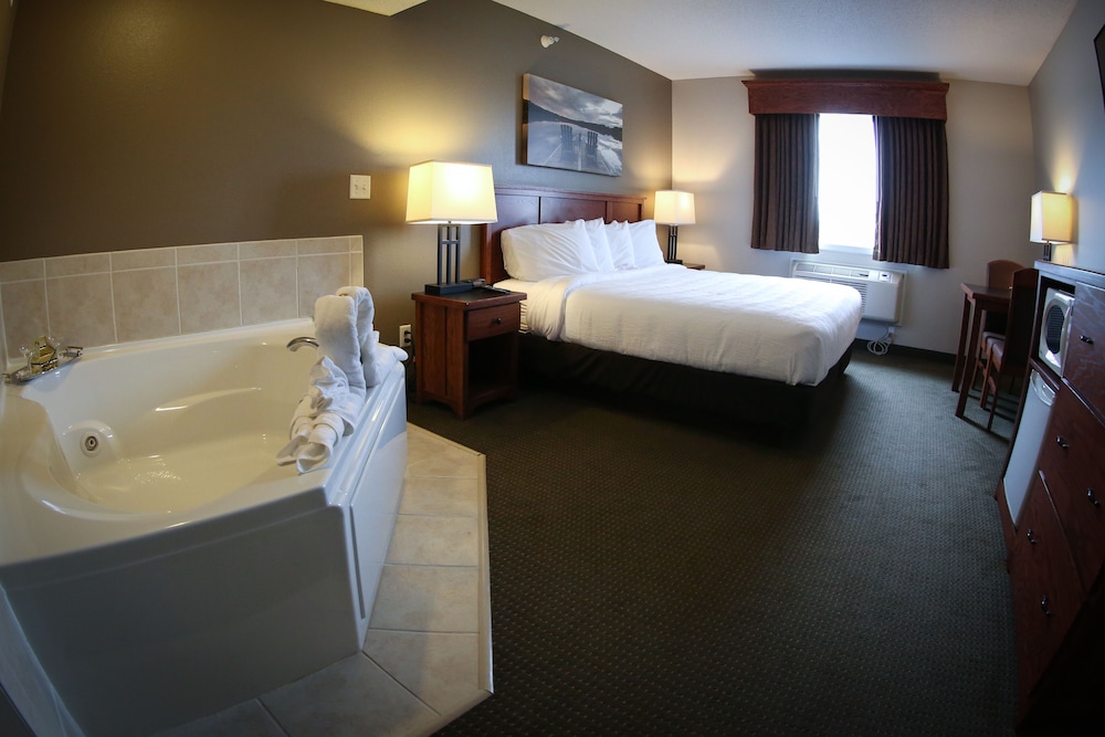 GrandStay Hotel & Suites Perham