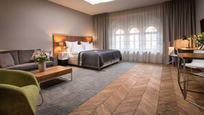 Premium bedding, in-room safe, desk, soundproofing