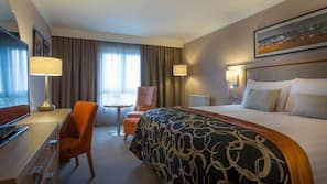 Premium bedding, in-room safe, desk, iron/ironing board