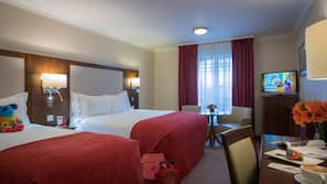 Premium bedding, in-room safe, desk, iron/ironing board