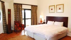 Premium bedding, Select Comfort beds, blackout drapes