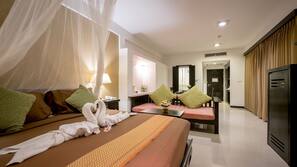 เครื่องนอนระดับพรีเมียม, ตู้นิรภัย, ที่ตกแต่งอย่างมีเอกลักษณ์