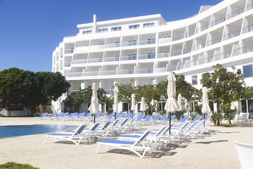 Photo - MH Atlantico