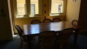 Servicio de comida en la habitación