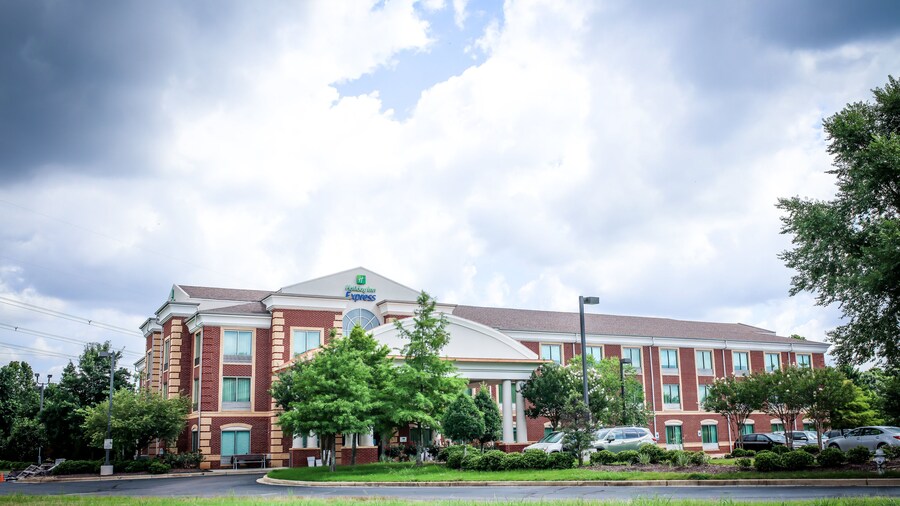 Holiday Inn Express Hotel & Suites Memphis/Germantown, an IHG Hotel
