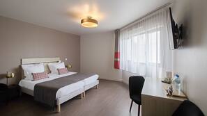 In-room safe, desk, free cribs/infant beds, free WiFi