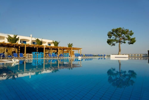 Primary image, Kinetta Beach Resort & Spa - All Inclusive