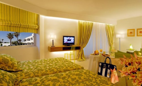 Kinetta Beach Resort Spa All Inclusive 2018 Pictures Reviews Kinetta Beach Resort Spa All Inclusive 4 0 Out Of 5 Aerial View Featured Image Guestroom