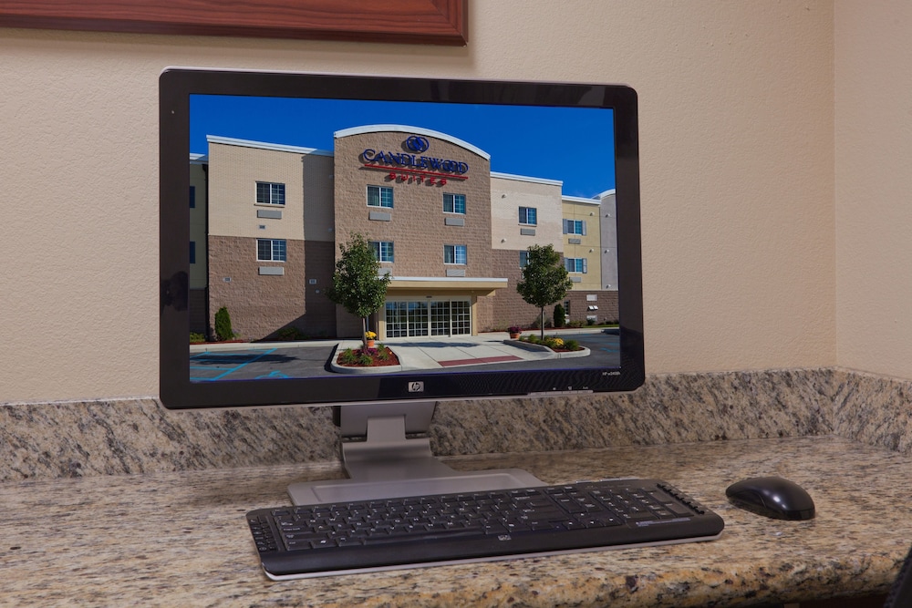 Candlewood Suites Perrysburg, an IHG Hotel