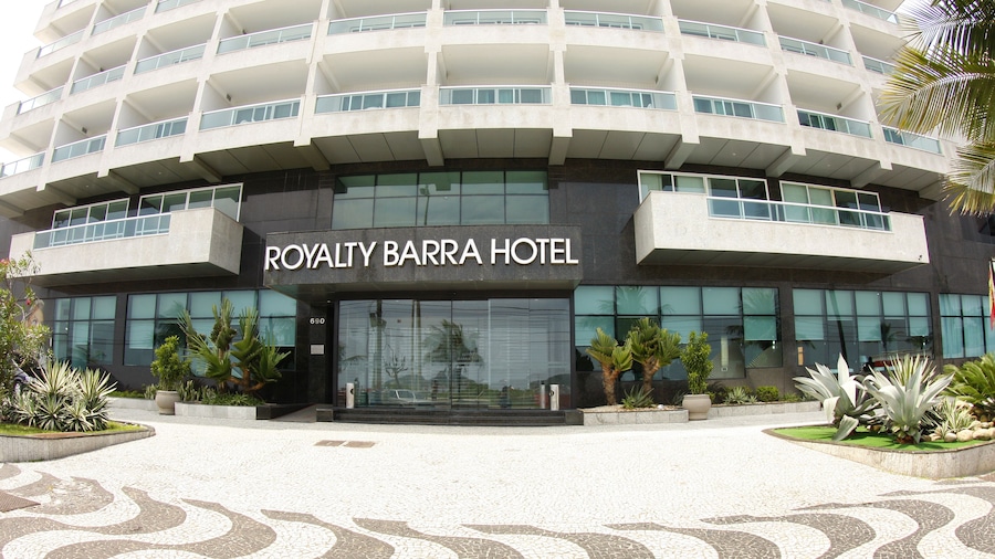 Royalty Barra Hotel