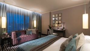 Egyptian cotton sheets, premium bedding, minibar, in-room safe