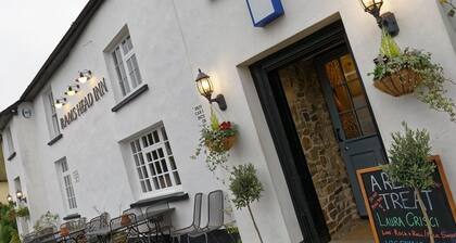 Rams Head Inn