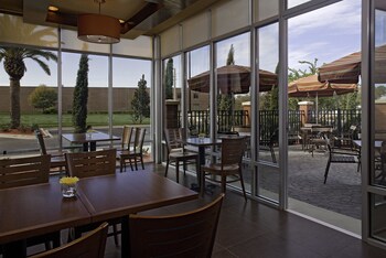 Hyatt Place North Charleston