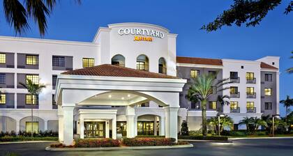 Courtyard By Marriott Stuart