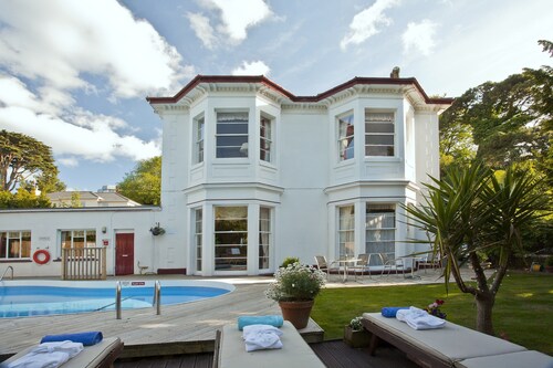 top hotels with pools in torquay for 2022 torquay hotels with a pool expedia co uk