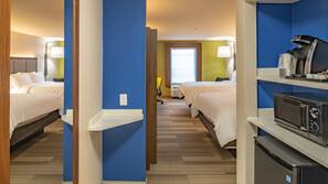 In-room safe, iron/ironing board, free WiFi, linens