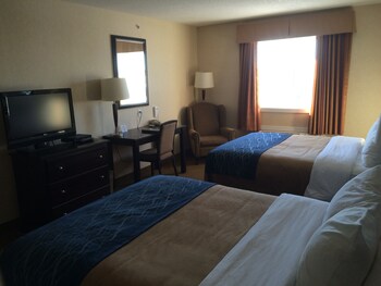 Comfort Inn And Suites Edson Edson Room Prices Reviews