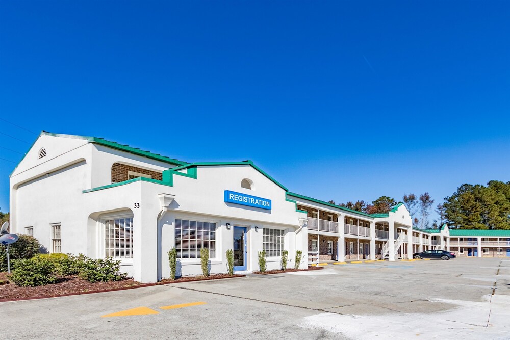 Motel 6 Walterboro, SC in Walterboro Best Rates & Deals on Orbitz