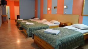 In-room safe, iron/ironing board, free WiFi, linens